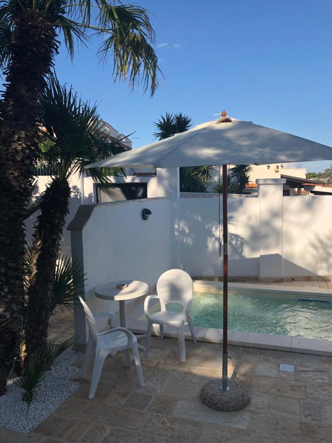 Le Due Pigne (Adults Only) Villa Taranto Eksteriør billede